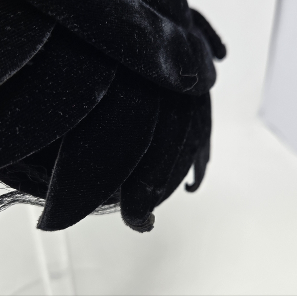 VINTAGE 1950S BLACK VELVET STRUCTURED HAT TOPPER VEIL BLACK TIE WOMEN OS COSTUME - Picture 6 of 12